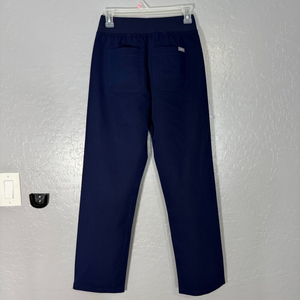 FIGS Women's Livingston High Waisted Straight Leg Scrub Pant Navy Blue XS Petite - Picture 2 of 3